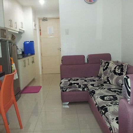 Cnholy Condo At Sea Residences Manila Exteriör bild